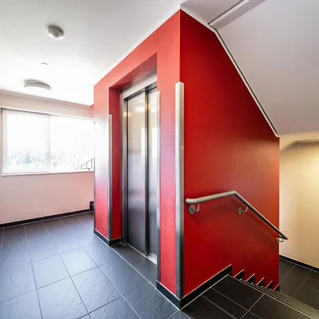 Hotel Serways Ost 2*