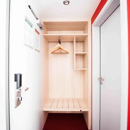 Serways Ost 2* Feucht