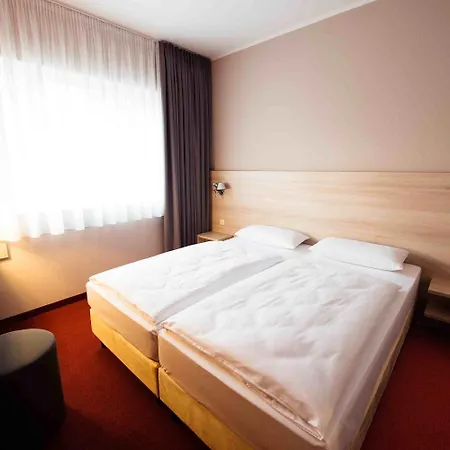 Hotel Serways Ost Feucht