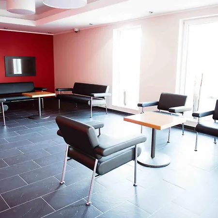 Serways Ost فندق فيوخت