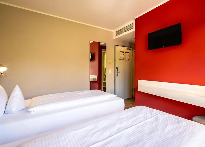 Serways Ost 2* Feucht