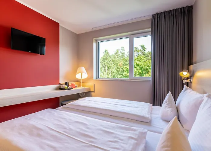 Hotel Serways Ost Feucht