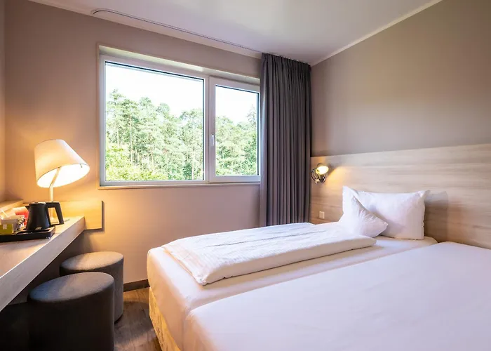 Serways Ost 2* Feucht