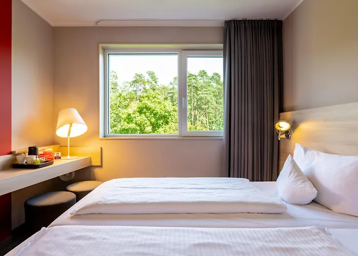 Serways Ost 2* Feucht