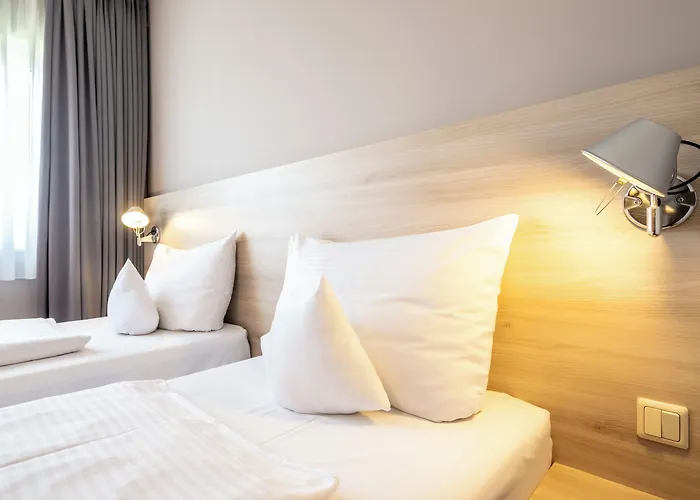 Serways Ost 2* Feucht